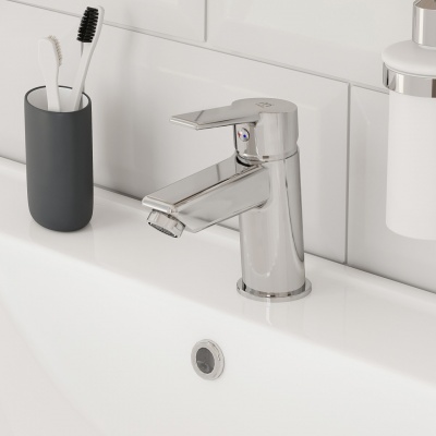 Смеситель MILARDO STRIPE STRSB00M01