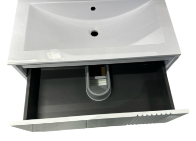 Тумба на ножках ”Верона 80” в комплекте с умывальником ”Элит-80G” белый глянец